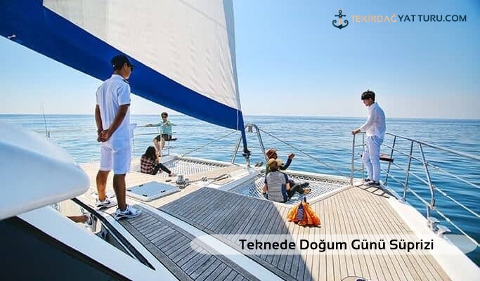 Teknede Doğum Günü Süprizi